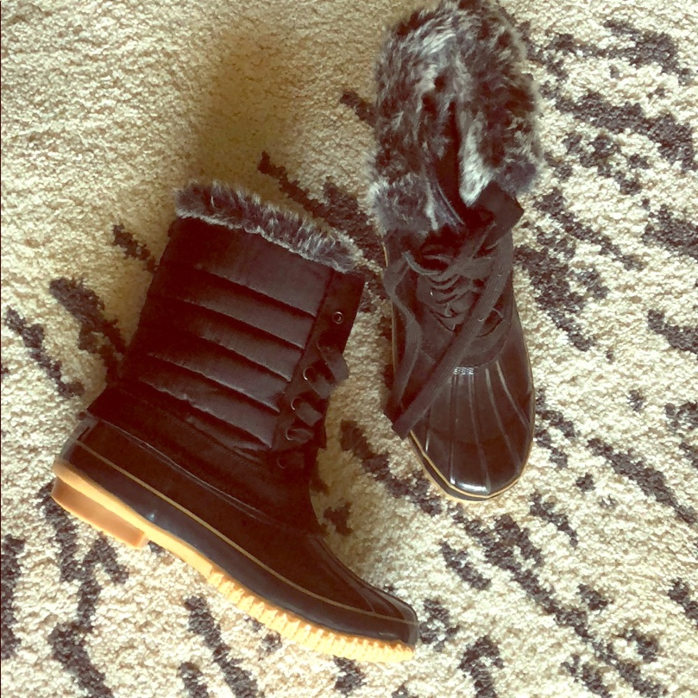 Snow Boots